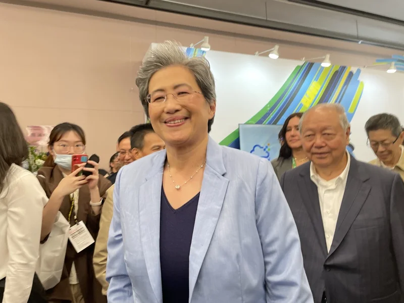 AMD 董事长暨首席执行官苏姿丰